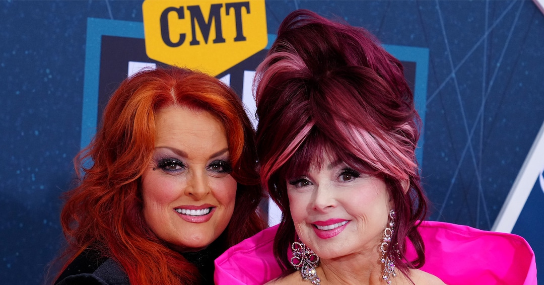 Wynonna Judd Vows She’ll “Proceed to Sing” After Mother Naomi’s Dying Wynonna Judd Vows She’ll “Proceed to Sing” After Mother Naomi’s Dying